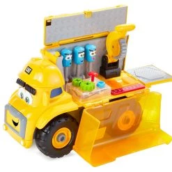 Cat® Junior Crew Fix-It Phillip